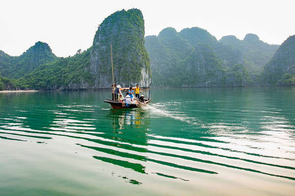 Tour Hạ Long 3 Ngày 2 Đêm: 1 Đêm Tàu 1 Đêm Ngủ Khách Sạn Cát Bà